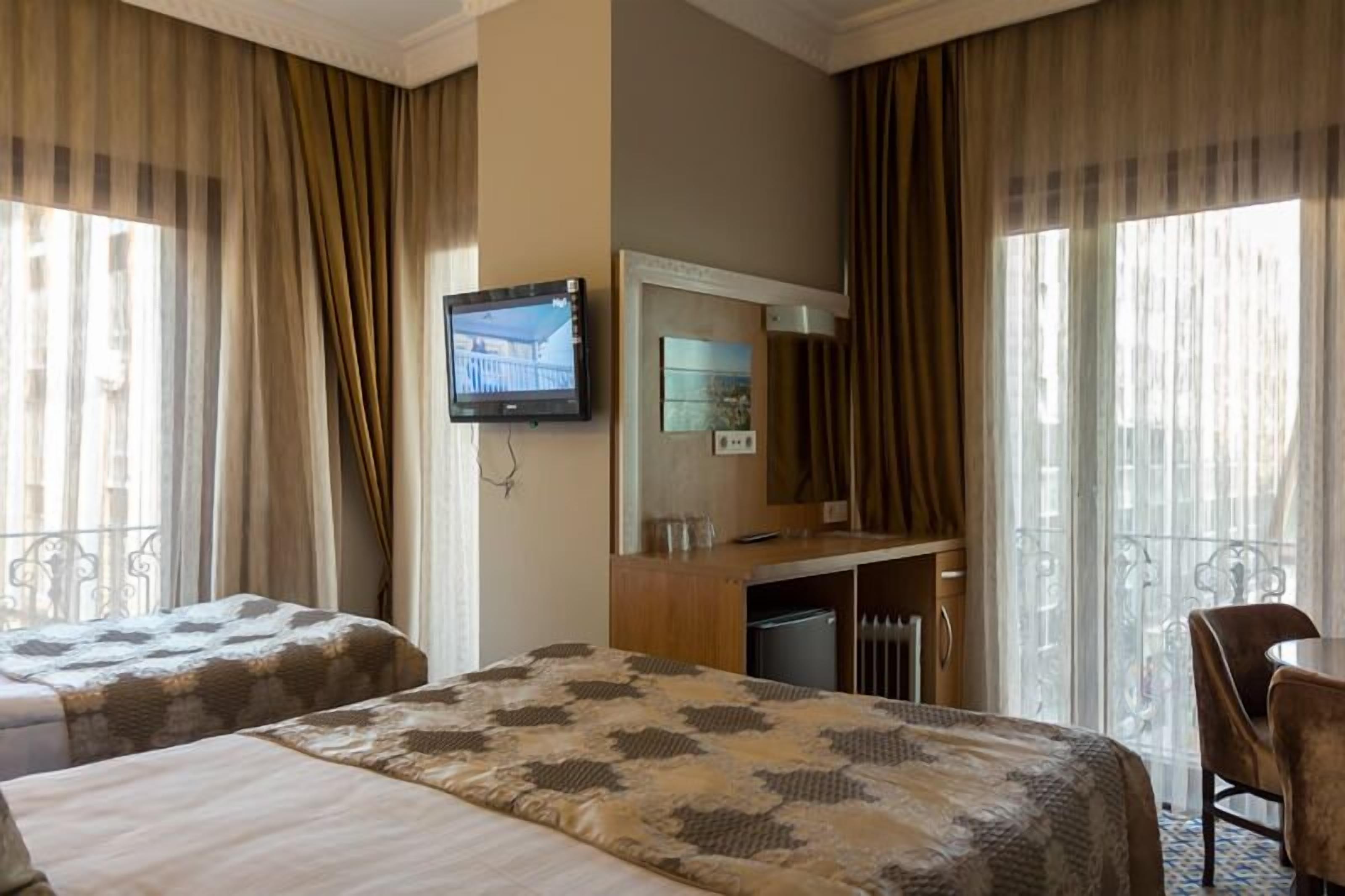 Photo - Grand Rosa Hotel