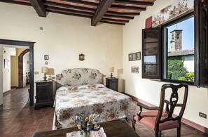 Villa | 8 habitaciones, tabla de planchar con plancha y wifi gratis 