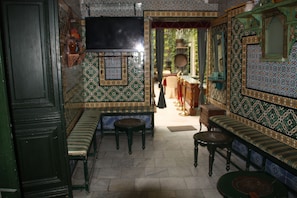 Living area - Hostel El Medina (Tunis)
