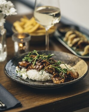 Dining - Sanctum on the Green (Maidenhead)