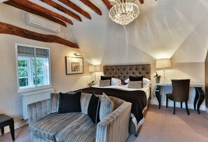 Royal Berkshire Suite