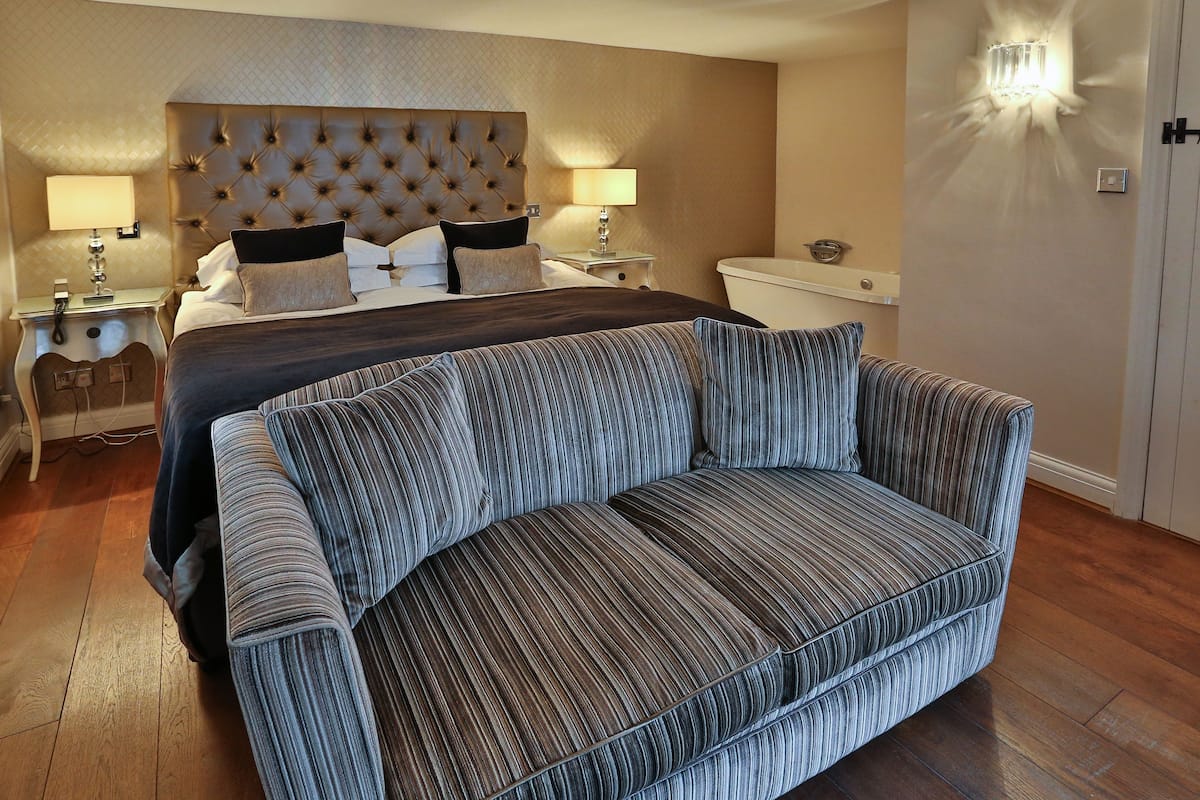 royal berkshire suite | minibar, in-room safe, individually furnished, desk