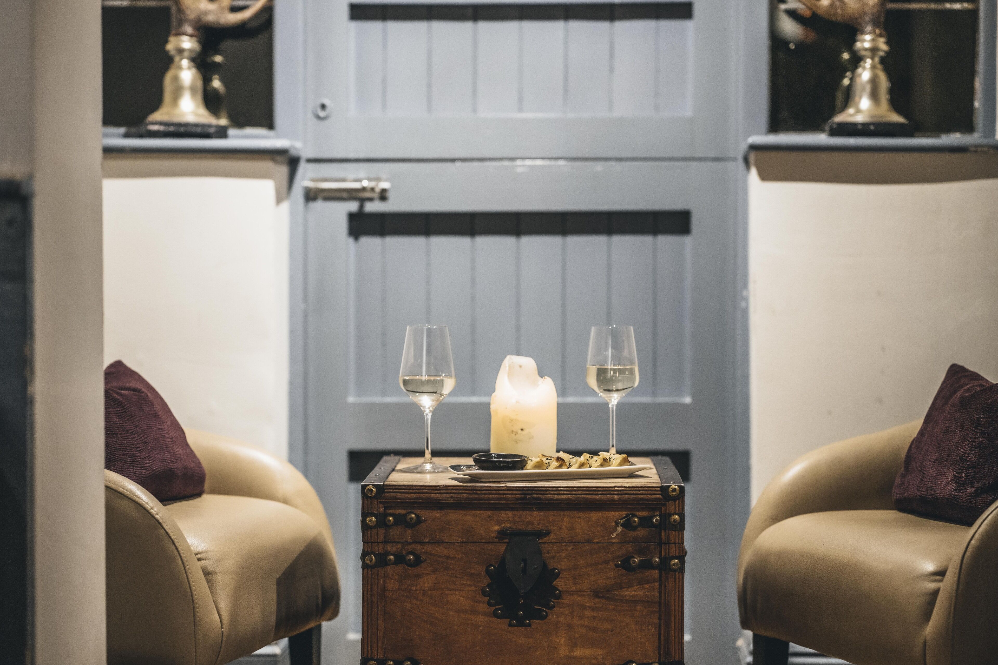 breakfast, lunch, dinner served; local cuisine