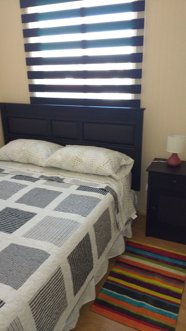 2 habitaciones, tabla de planchar con plancha y wifi gratis