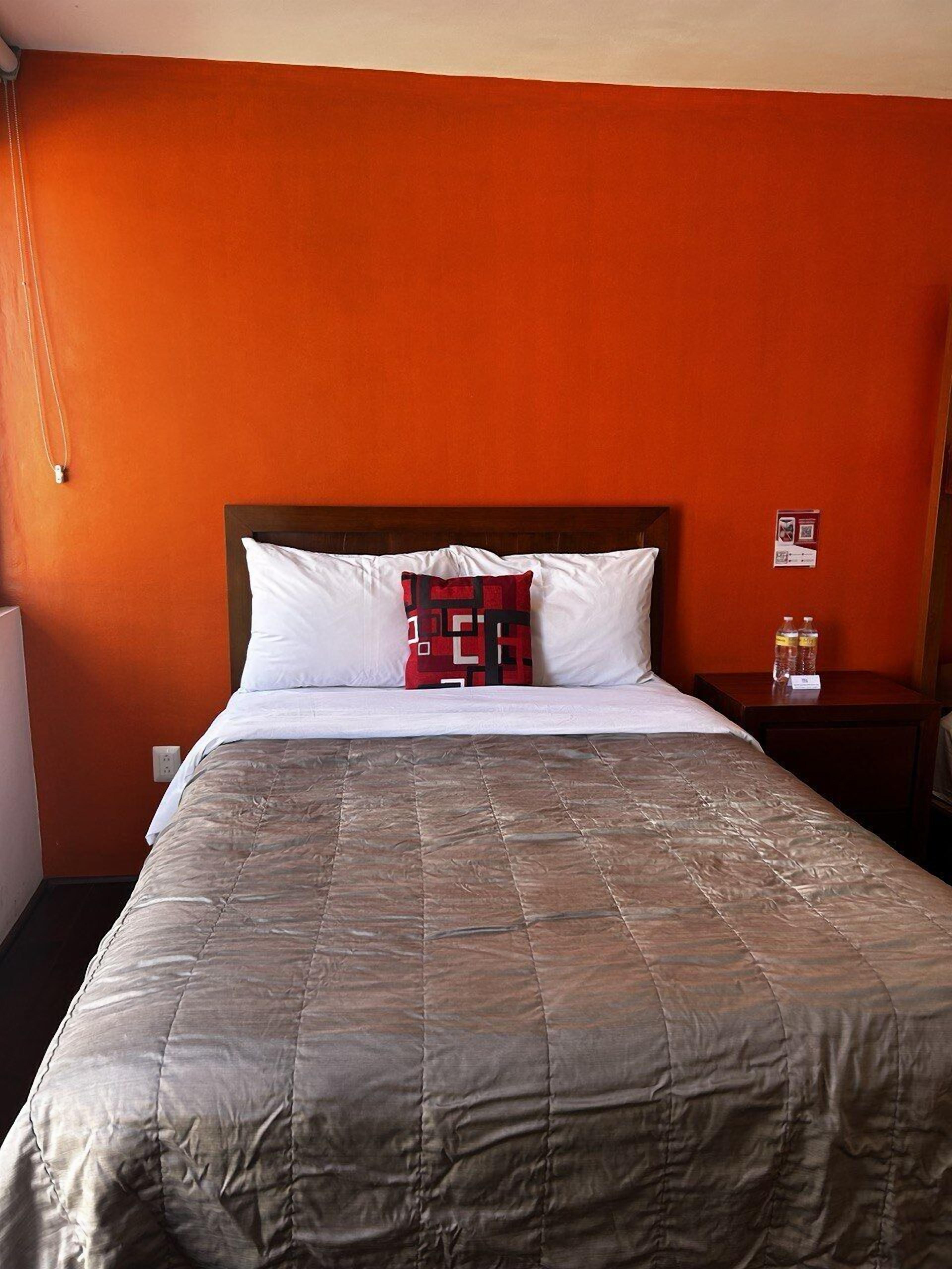 deluxe double room | free wifi