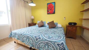 House, 3 Bedrooms | 3 bedrooms, iron/ironing board, free WiFi