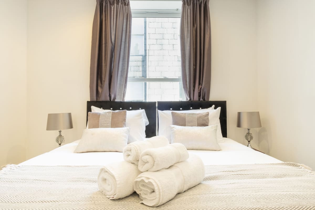 City-Apartment, 3 Schlafzimmer, Küche | Hochwertige Bettwaren, Bügeleisen/Bügelbrett, WLAN