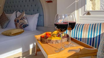 Superior Tek Büyük Yataklı Oda, 1 En Büyük (King) Boy Yatak ve Çekyat | Hochwertige Bettwaren, Minibar, Zimmersafe, Schreibtisch