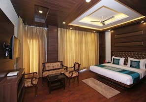 1 bedroom, iron/ironing board, rollaway beds, free WiFi