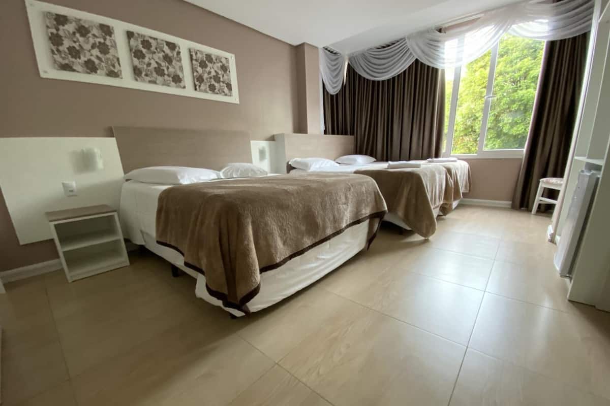 Cortinas blackout, wifi gratis y acceso para silla de ruedas