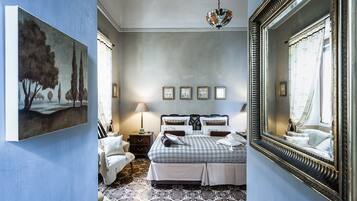 Quarto superior | Roupas de cama premium, frigobar, cofres nos quartos