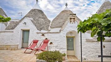 Familienzimmer, 2 Schlafzimmer, Verbindungszimmer | Terrasse/Patio