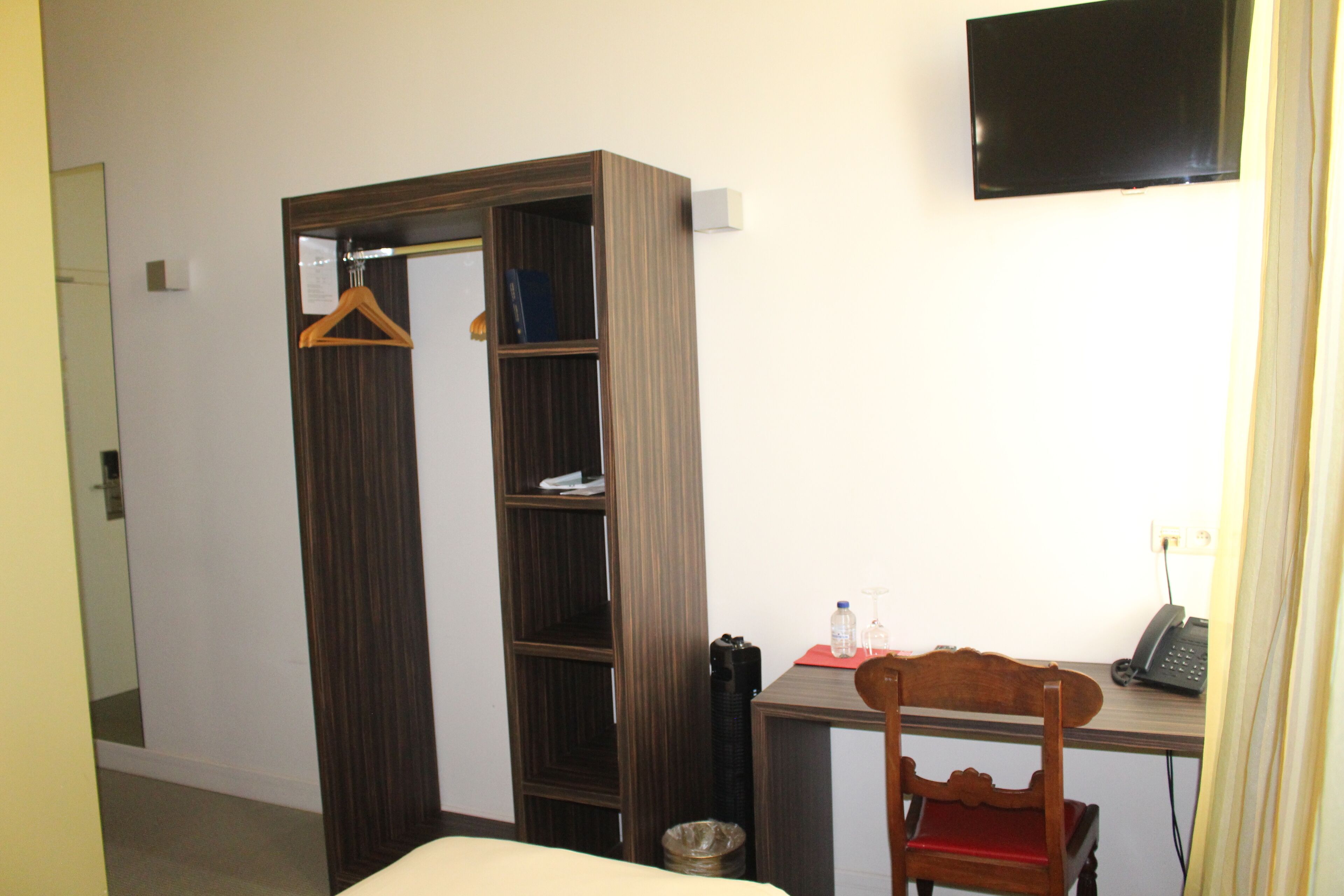 single room (1 one-person bed) | desk, blackout curtains, soundproofing, iron/ironing board