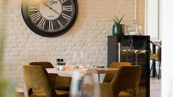 Frokost, lunsj, middag og brunsj serveres