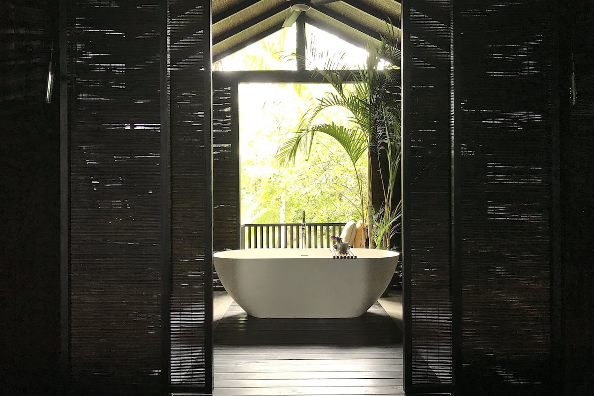Bungalow Luxe, 1 trĂšs grand lit, vue jardin, en bord de lac | Salle de bain