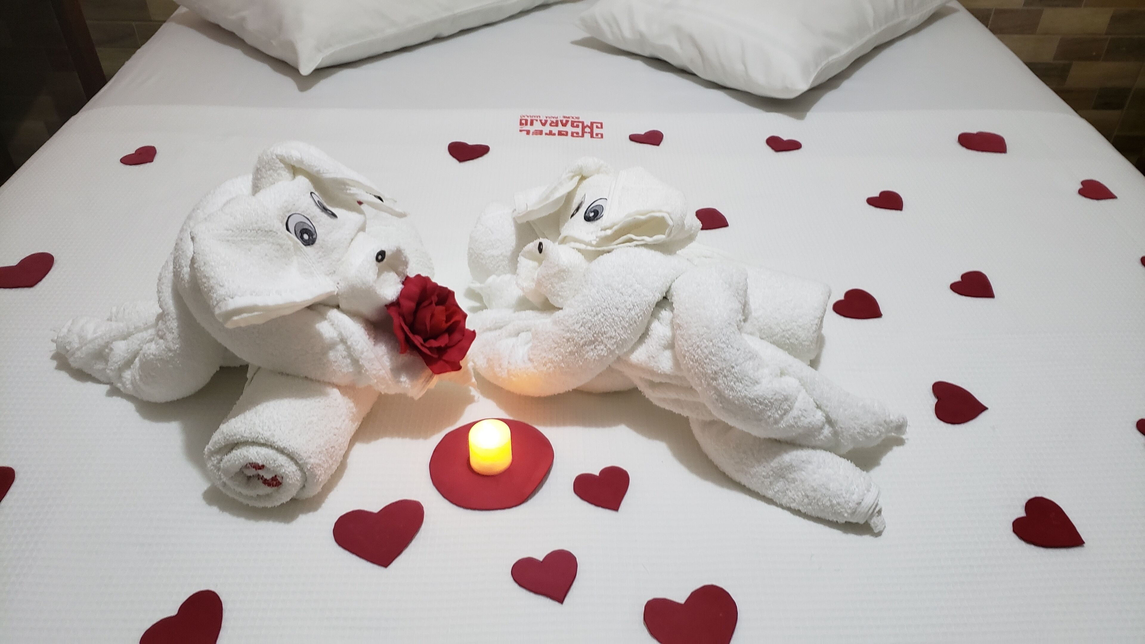 standard twin room, 2 single beds | 1 bedroom, minibar, desk, blackout curtains