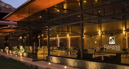 Qasana Plaza Calca