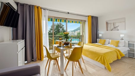 In-room safe, iron/ironing board, free WiFi, bed sheets. Cannes Marina Residence