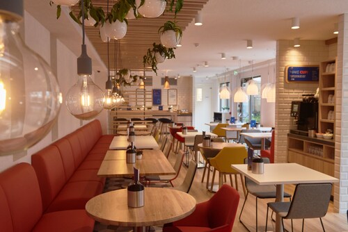 Holiday Inn Express Amsterdam - City Hall by IHG