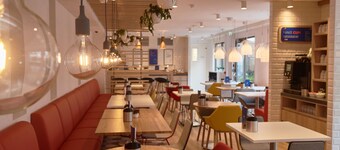 Holiday Inn Express Amsterdam - City Hall by IHG