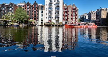 Holiday Inn Express Amsterdam - City Hall by IHG