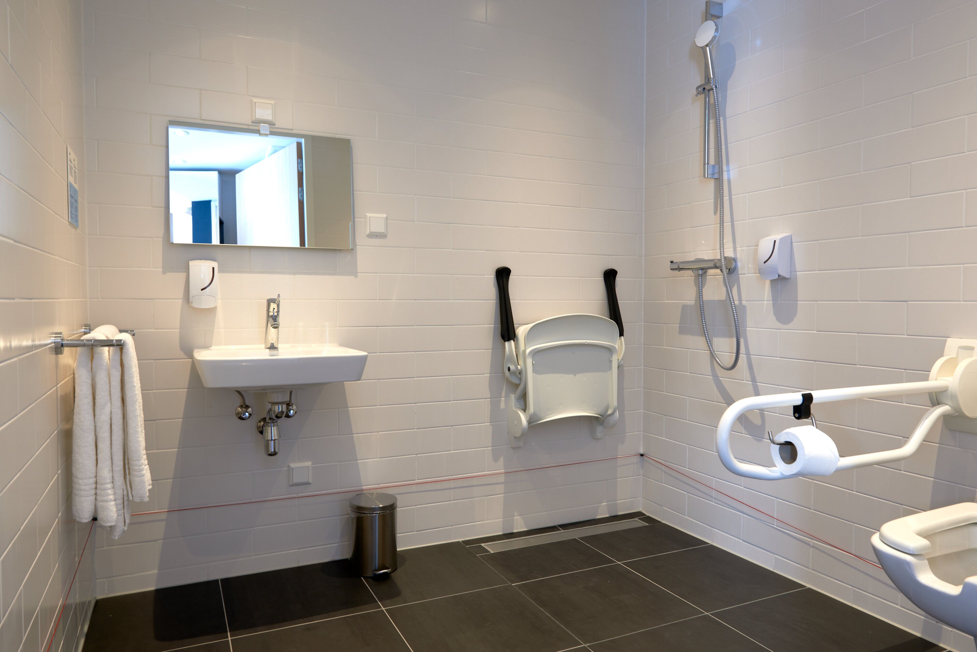 Photo - Holiday Inn Express Amsterdam - City Hall by IHG