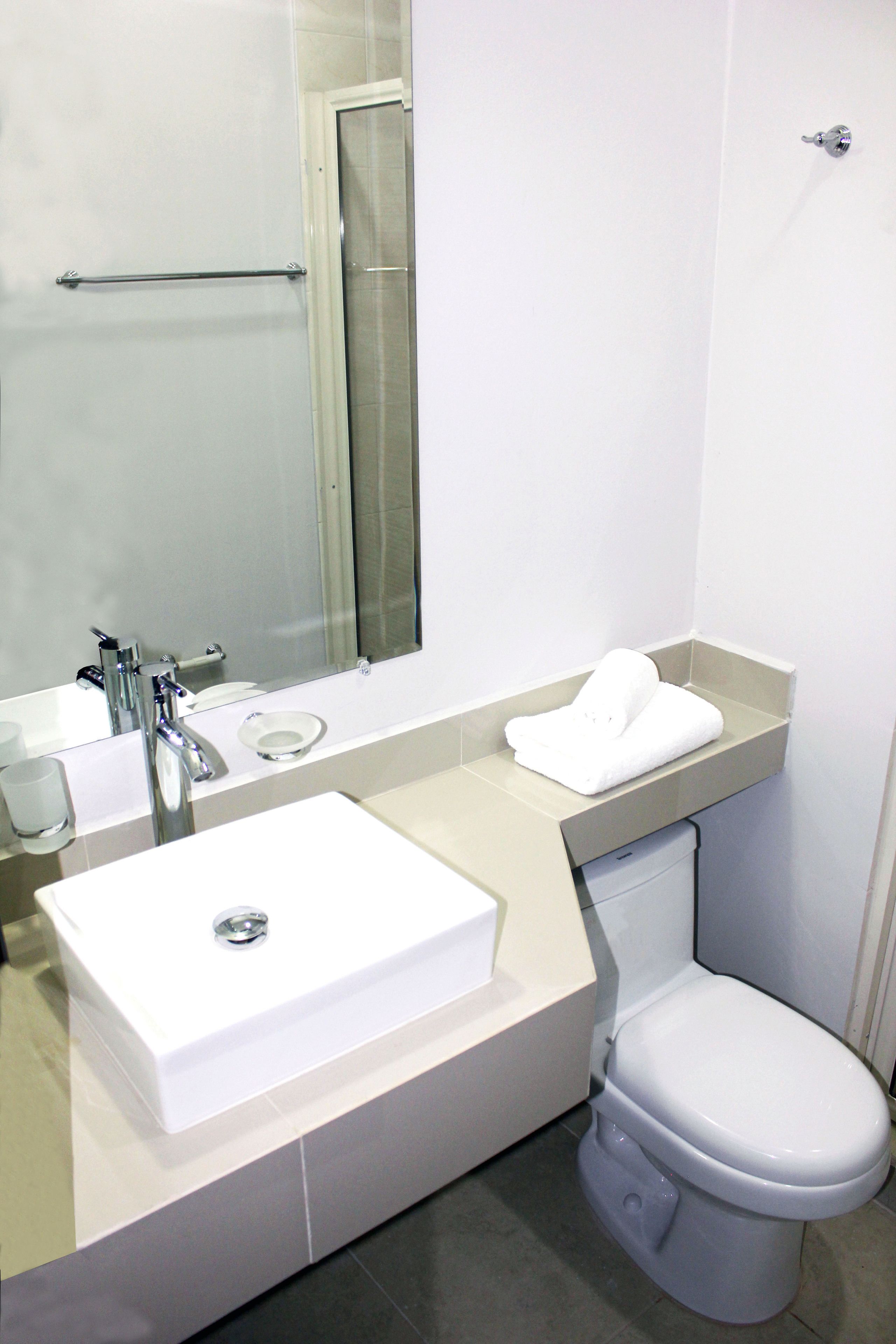 economy room, 2 bedrooms | bathroom | shower, free toiletries, towels
