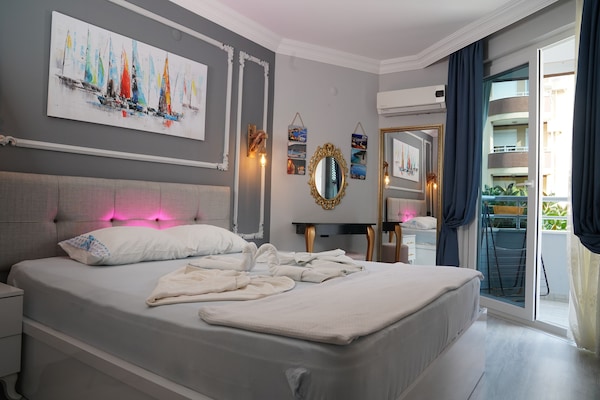 Deluxe Family Suit | 1 bedroom, Egyptian cotton sheets, premium bedding, down comforters