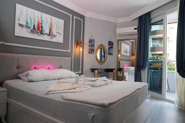 Deluxe Family Suit | 1 habitación, sábanas de algodón egipcio y ropa de cama de alta calidad