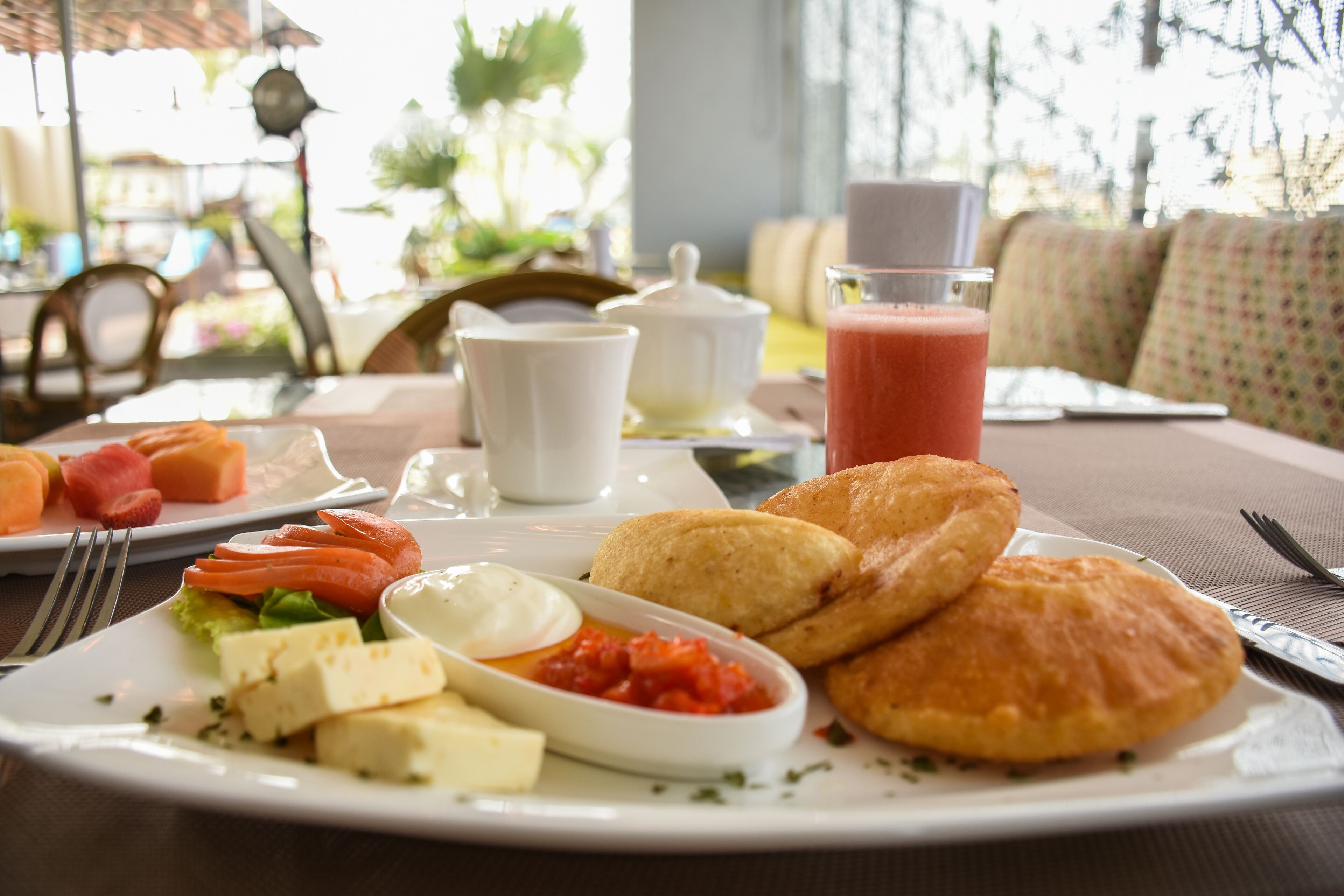 daily full breakfast (cop 20000 per person)