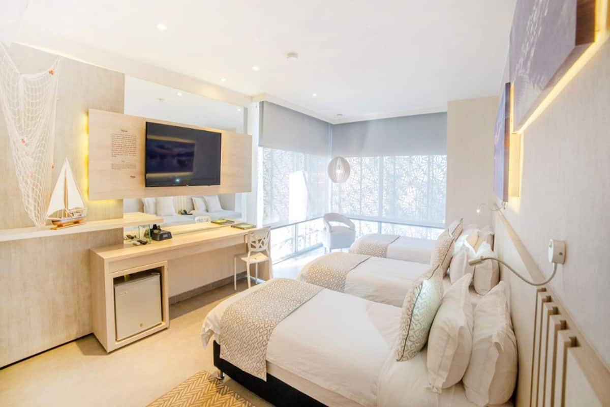 1 bedroom, minibar, in-room safe, desk