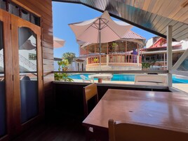Bungalow | Balcón