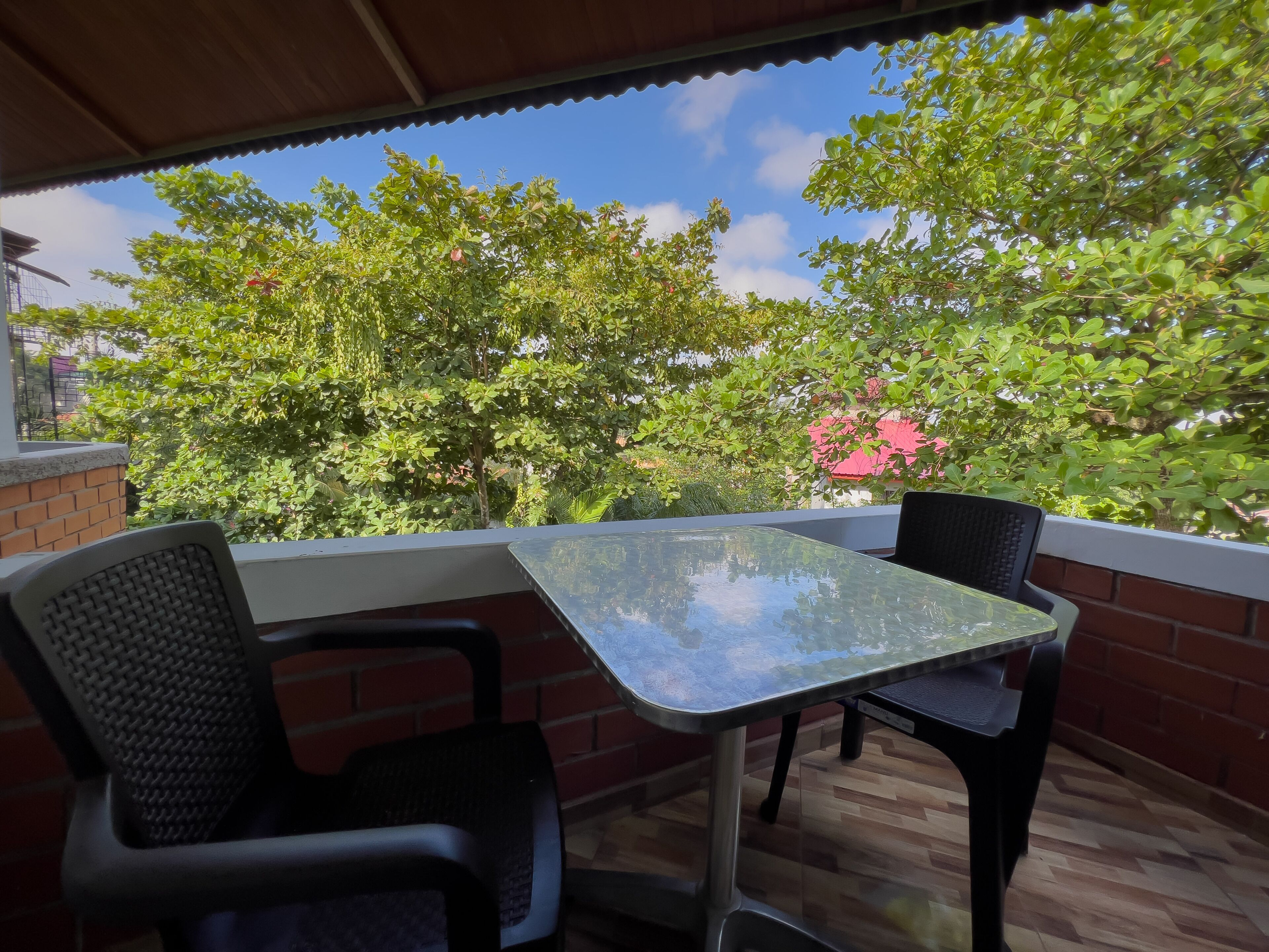 studio suite, 1 queen bed | balcony