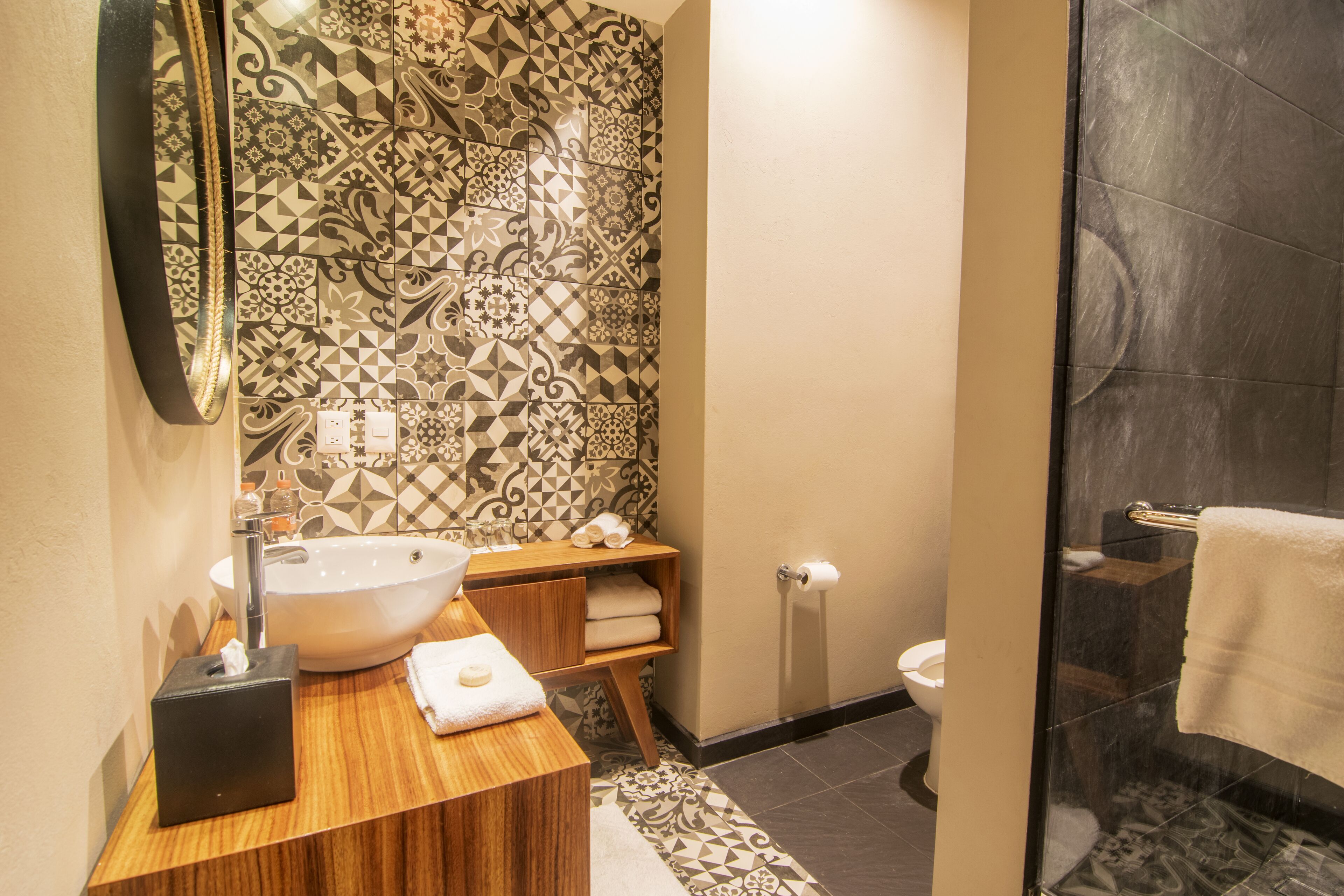 premium mountain 2 double beds | bathroom | shower, free toiletries, hair dryer, towels