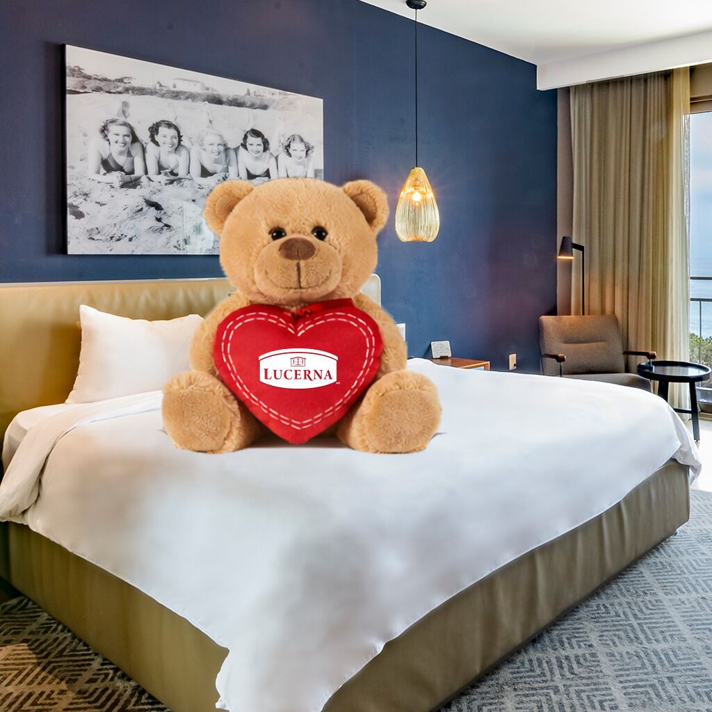 Deluxe Room, 1 King Bed, Ocean View | Egyptian cotton sheets, premium bedding, in-room safe, desk