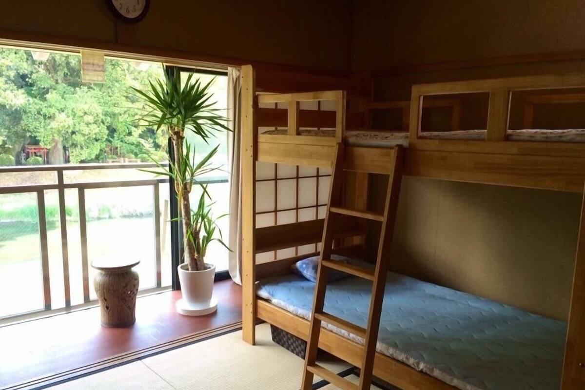 In-room safe, free WiFi