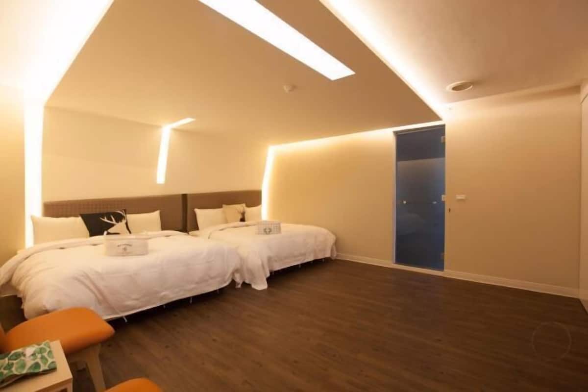 1 chambre, literie de qualité supérieure, couette en duvet d'oie