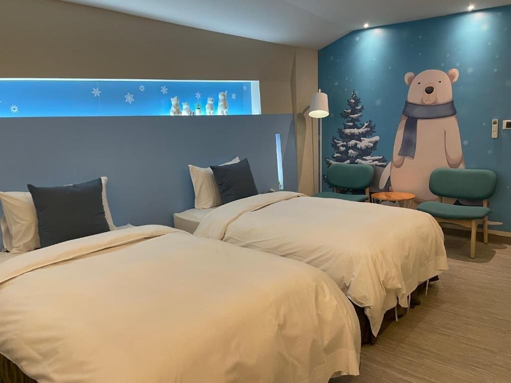 superior twin room, 2 single beds (h801) | 1 bedroom, premium bedding, down duvets, individually decorated