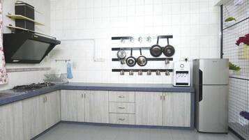 Rumah, 5 kamar tidur | Dapur pribadi | Lemari es besar, microwave, oven, dan kompor