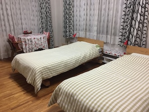Triple Room (TACHIBANA) | Free WiFi