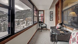 Condo, 2 Bedrooms | Interior