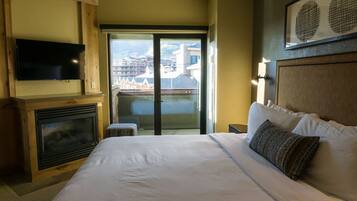 Condo, 2 Bedrooms | 2 bedrooms, minibar, cots/infant beds, free WiFi