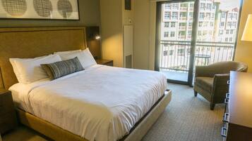 1 bedroom, minibar, cots/infant beds, free WiFi