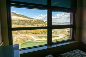 Condo, 1 Bedroom | Interior