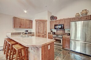 Condo, 2 Bedrooms | Private kitchen | Full-sized fridge, microwave, oven, stovetop - Bright + Scenic 2br - 7ppl Steps To Ski Lifts + Main Street 2 Bedroom Condo by RedAwning (Breckenridge)