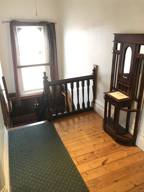 Staircase - Arthouse Hostel (Invermay)