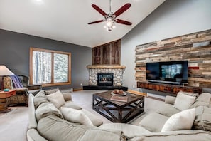 Townhome, 3 Bedrooms | Living area | TV - Streamside 333B (Frisco)