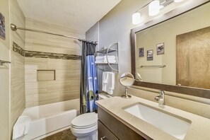 Bathroom - Forest Park F (Frisco)