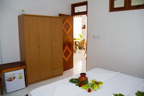 Minibar, in-room safe, desk, soundproofing