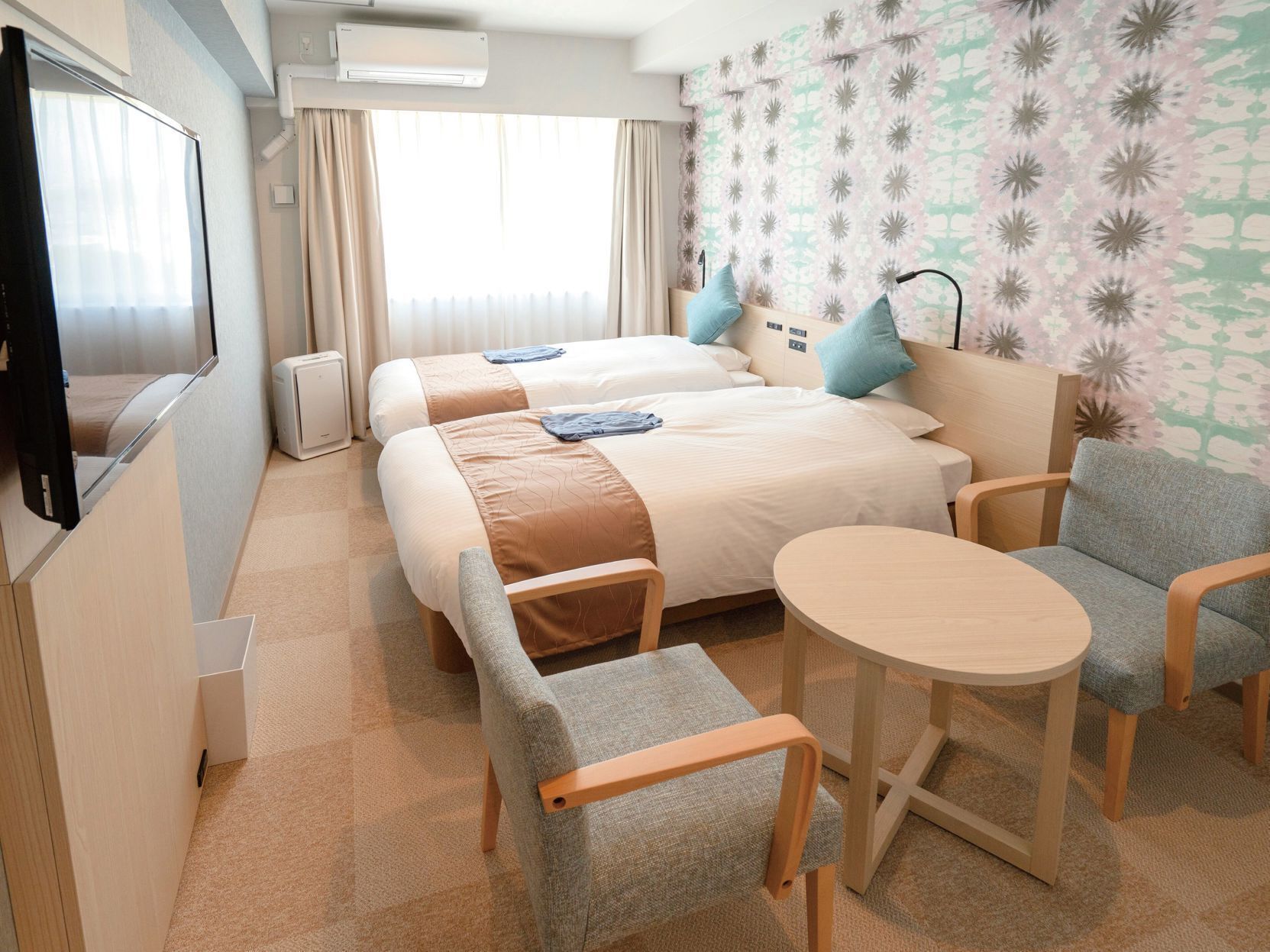 In-room safe, blackout drapes, iron/ironing board, free WiFi